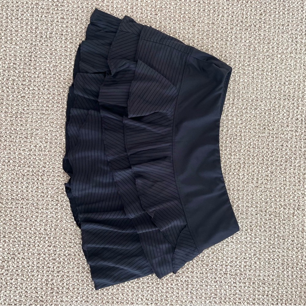Lucky in Love Black Ruffled Skorts